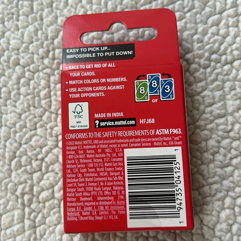 Uno Go pocket-sized Cards - for on the go play
